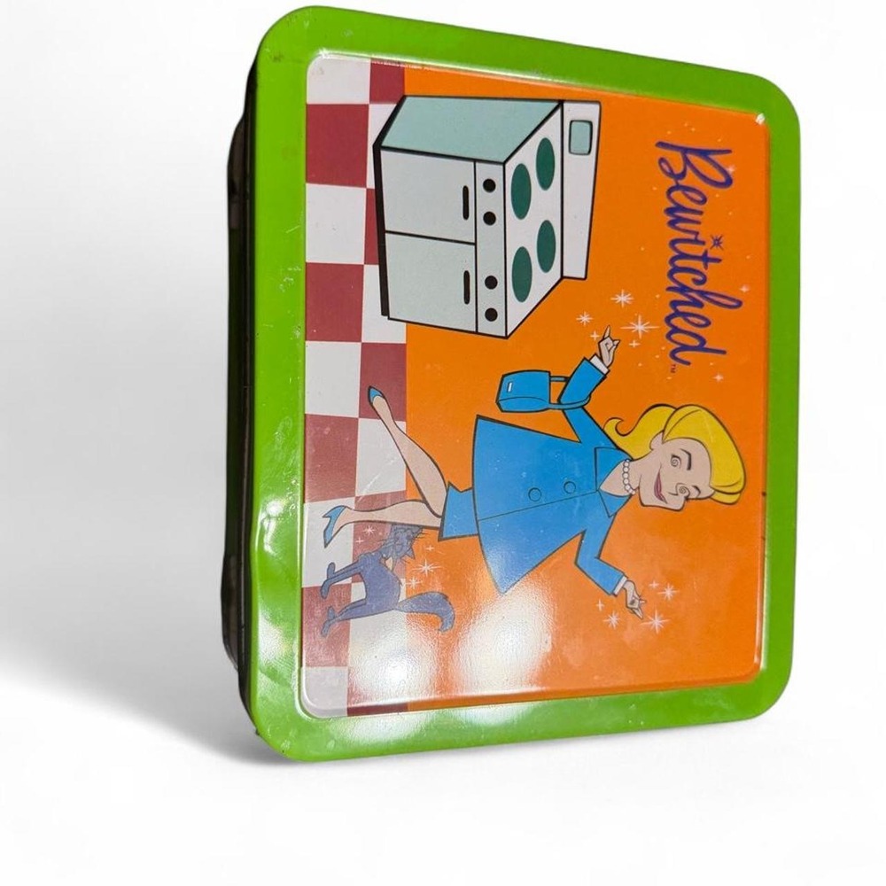 Bewitched lunch box